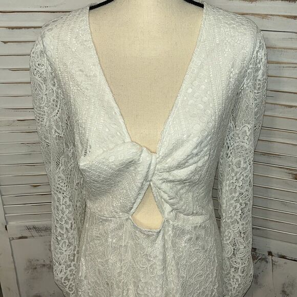 FTF Front Twist Lace White Mini Dress Size 1X 14/16 NWT - Picture 6 of 13